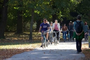Munich: Guided City Tour by Bike