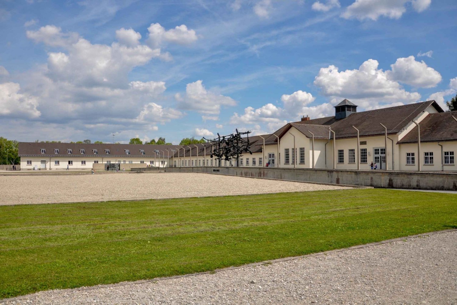 Münchenistä: Dachau Memorial Site Day Tour