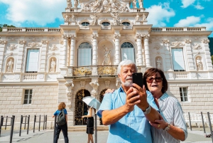 From Munich: Neuschwanstein Castle & Linderhof Premium Tour
