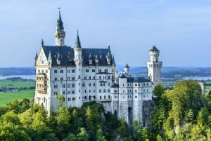 From Munich: Private Day Trip to Neuschwanstein Castle
