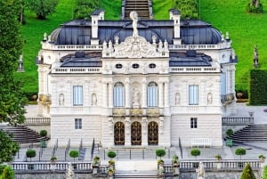 From Munich: Royale Palace of Linderhof with Oberammergau