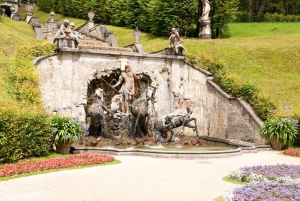 From Munich: Royale Palace of Linderhof with Oberammergau