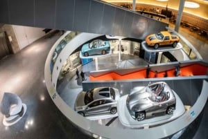 Da Monaco: Stoccarda. Musei BMW, Mercedes e Porsche.