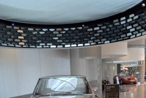 vanuit München: Stuttgart, Mercedes Museum en het Bodenmeer