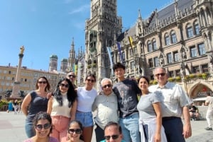 Monaco di Baviera: Mini tour classico in bicicletta con sosta nel giardino della birra alle 16:00