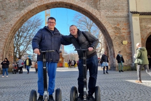 Monachium: Wycieczka segwayem z przewodnikiem po najważniejszych atrakcjach miasta