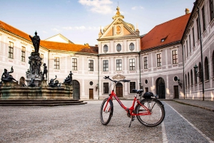 Munich: 3.5-Hour Night Bike Tour