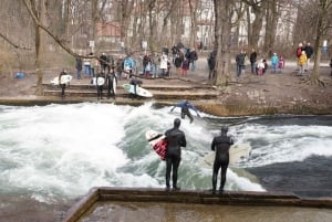 München: 3 timmars fantastisk flodsurfing - Eisbach i München 2024