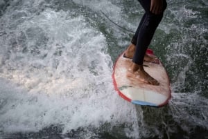 München: Seikkailullinen polttariporukan surffauskokemus - München