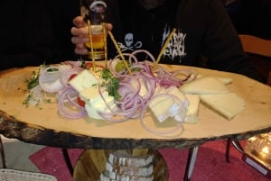 Munich: Bavarian Beer Walking Tour with Samples