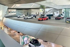 Munich: BMW Museum & BMW Welt Private Guided Tour