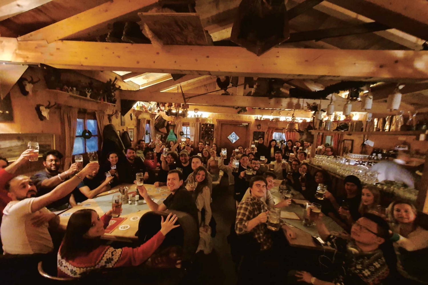 München: Juldagsmiddag och rundtur i ölkällare