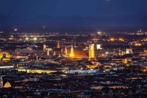 Munich: Christmas Market Magic Walking Tour with a Local