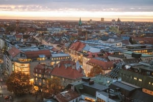 Munich: Christmas Market Magic Walking Tour with a Local