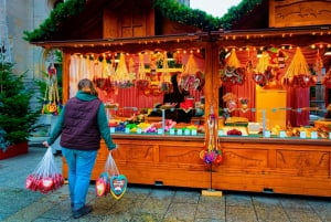 München: Joulumarkkinoiden taika paikallisen kanssa