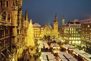 Munich: Christmas Markets and Christmas Village 2-Hour Tour