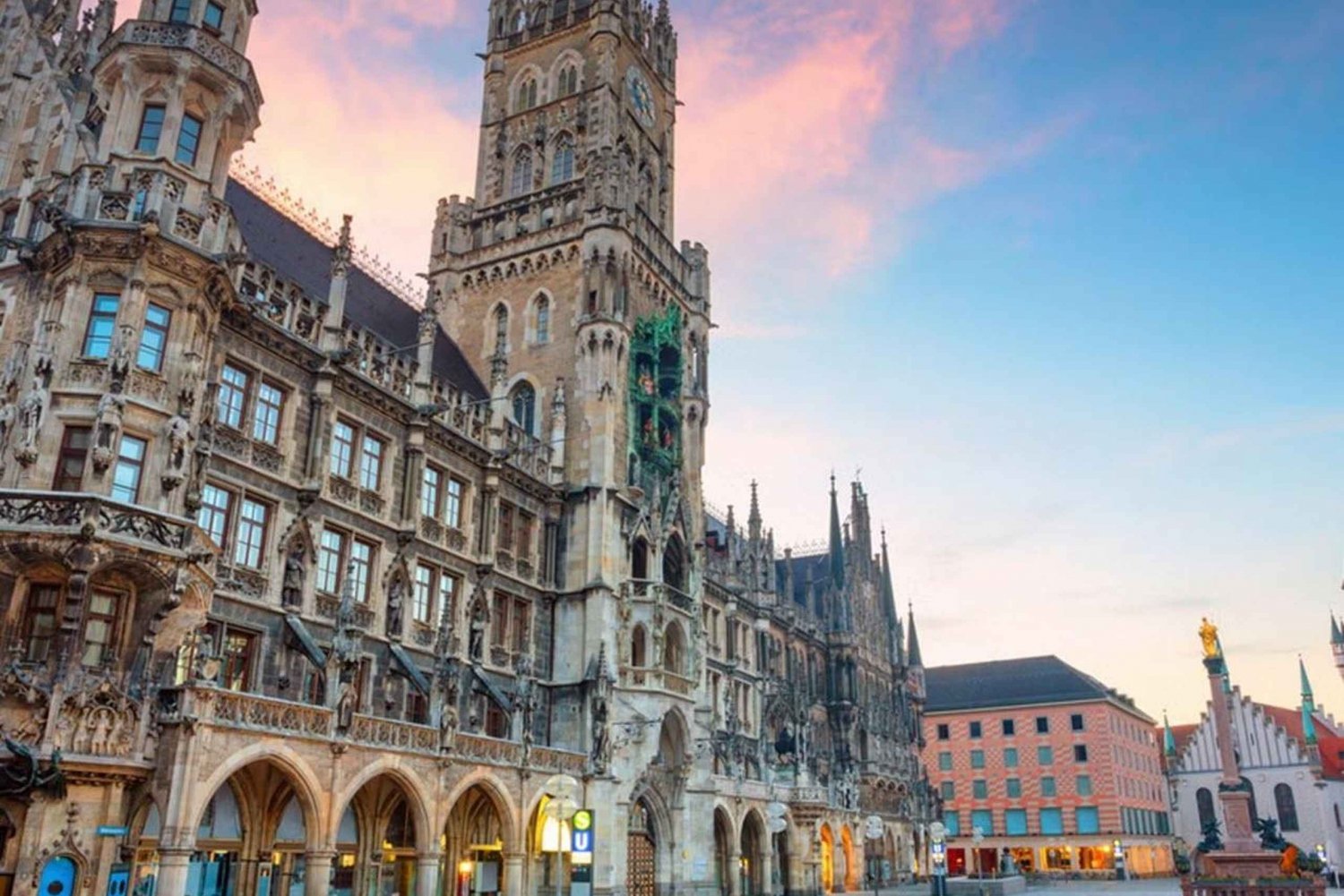 Munich: City Walk Tour