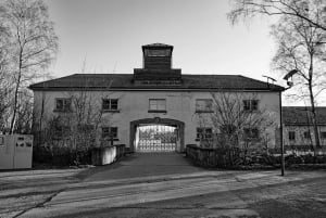 Múnich: Tour privado en coche del Campo de Concentración de Dachau