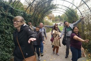 Munich: Day Trip to Salzburg with Local Artist