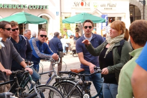 Munich: Evening Bike Tour with Beer Garden Visits