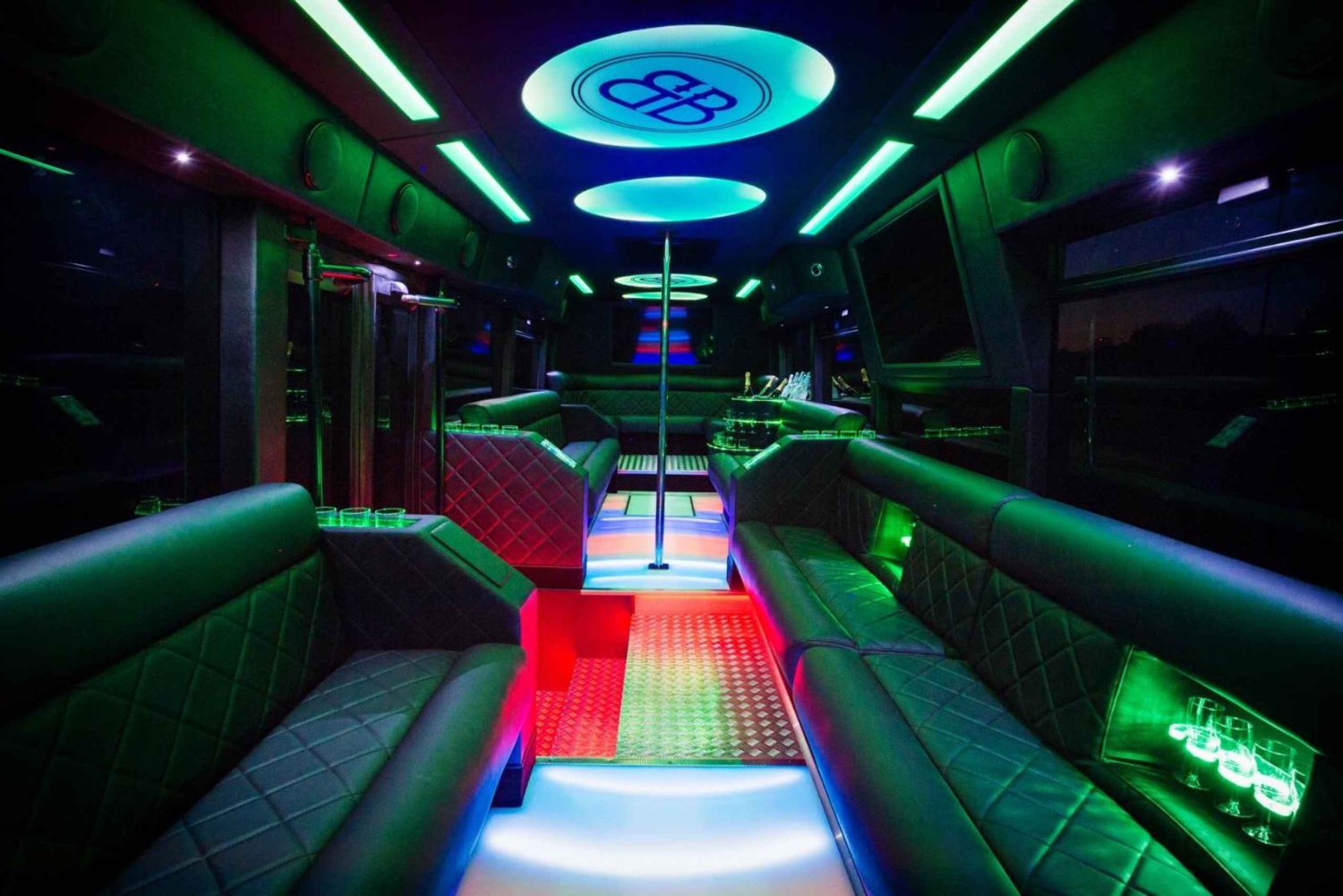 Monachium: ekskluzywny partybus do Tegernsee z DJ-em i drinkami