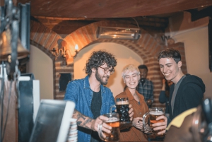 Monaco: tour guidato dei pub con shot gratuiti e ingresso VIP al club