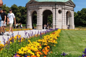 Monaco di Baviera: Mini tour classico in bicicletta con sosta nel giardino della birra alle 16:00