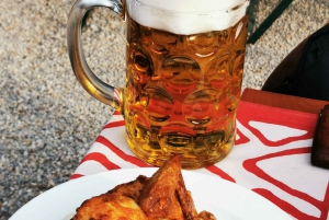 Monaco di Baviera: Mini tour classico in bicicletta con sosta nel giardino della birra alle 16:00