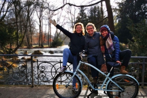 Monaco di Baviera: Mini tour classico in bicicletta con sosta nel giardino della birra alle 16:00