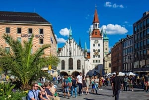 Munich: Bike Tour 3-Hour Guided City Tour