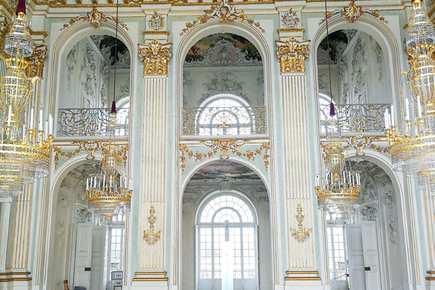 Munich: Nymphenburg Palace with official Guide