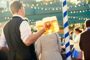 München: Oktoberfest: Oktoberfest Big Beer Teltta Iltapöytävaraus.