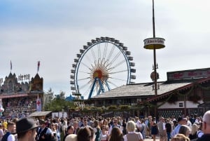 Múnich: Tour del Oktoberfest y gran cervecería (reserva de noche)