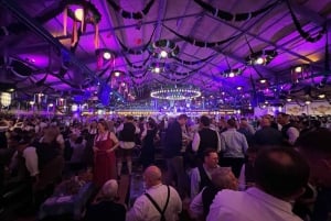 Múnich: Tour del Oktoberfest y gran cervecería (reserva de noche)