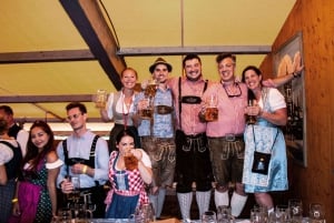 München: Oktoberfest-kierros, jossa on telttavaraus, ruokaa ja olutta.