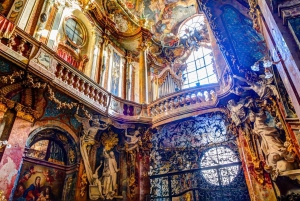 Munich: Old Town Highlights Private Walking Tour