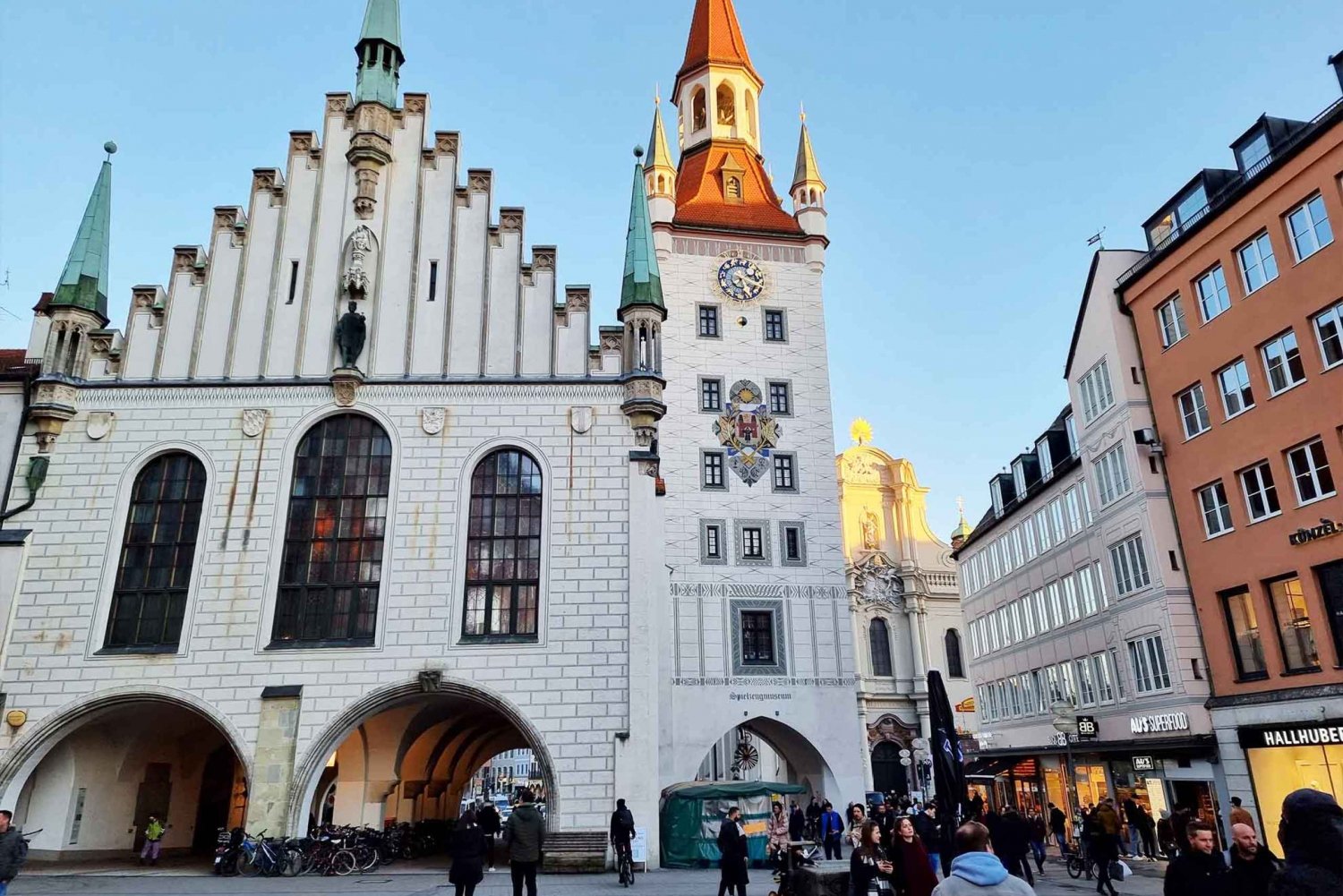 Munich: Old Town Quest Smartphone App Game