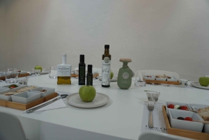 Munich: Olive Oil Tasting with Food Pairing