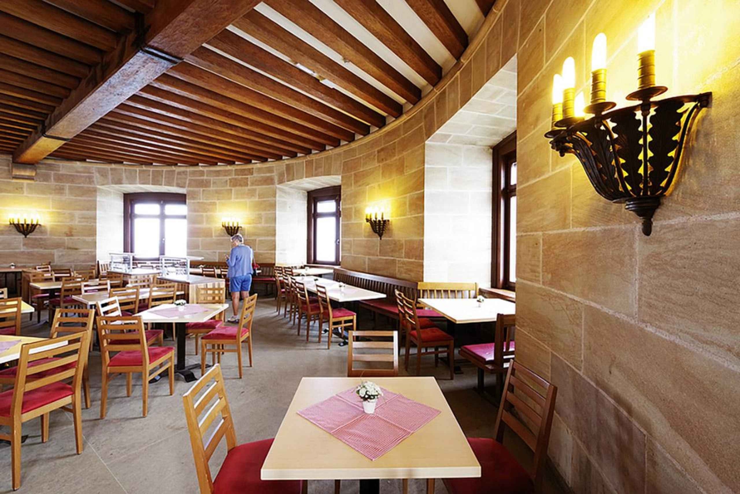 Munich: Private Eagle's Nest Tour, WW2 Museum-Entry & Lunch