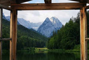 Munich: Private Neuschwanstein & Linderhof Castle Day Trip