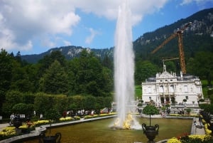 Munich: Private Neuschwanstein & Linderhof Castle Day Trip