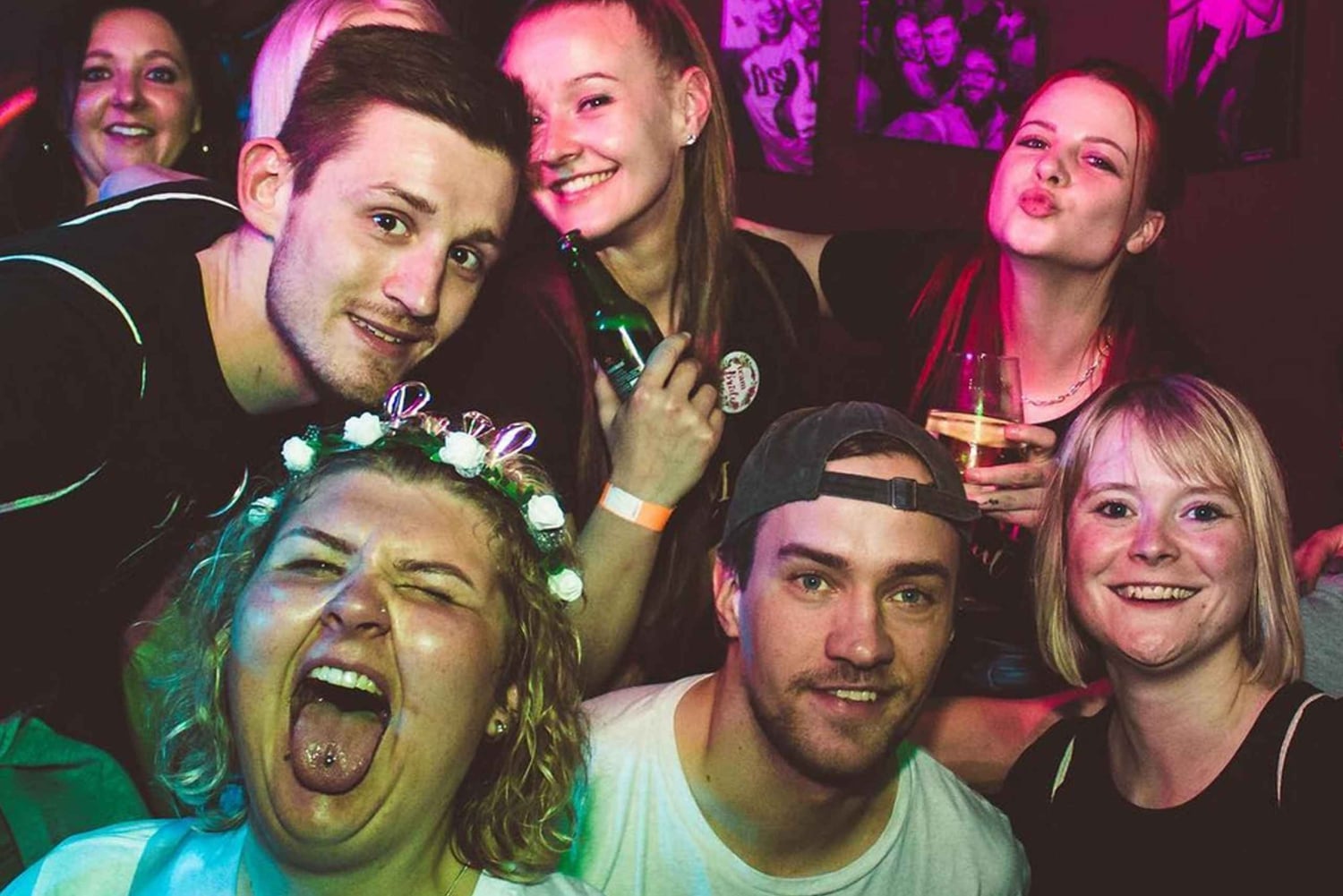 Munich: Private pub crawl with insider-guide & free shots