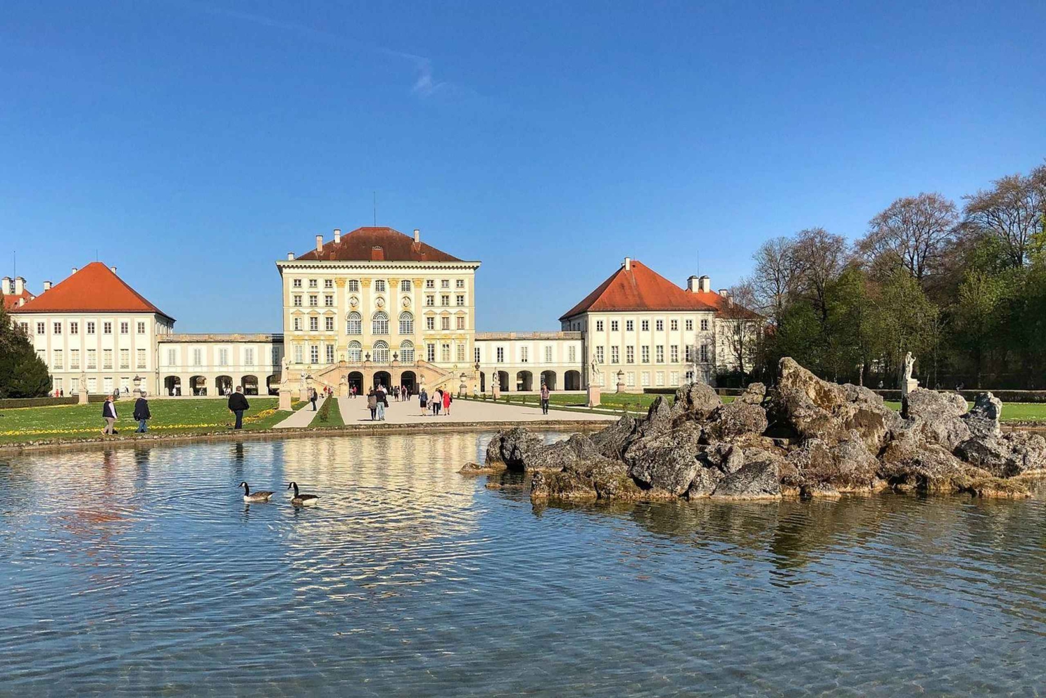 Excursão a pé privada a Munique e Nymphenburg em transportes públicos