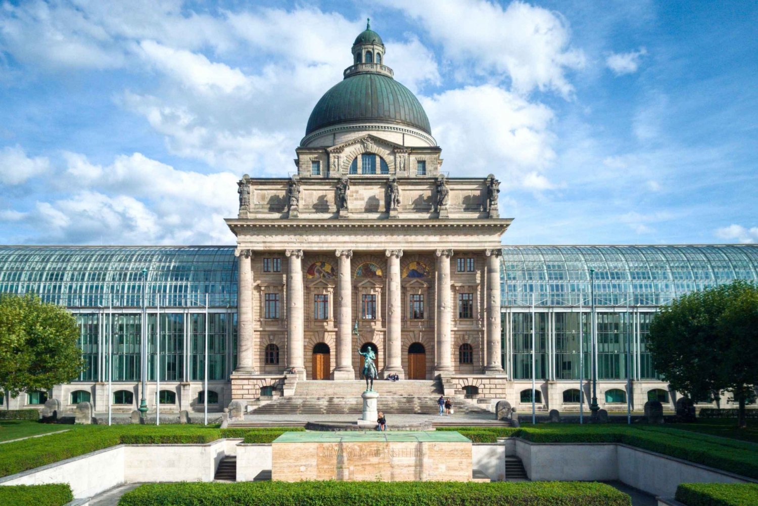 Visite privée à pied de Munich avec le musée BMW et le BMW Welt