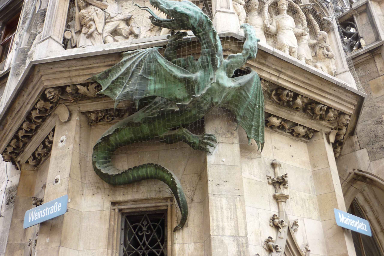 Munich: Public Walking Tour