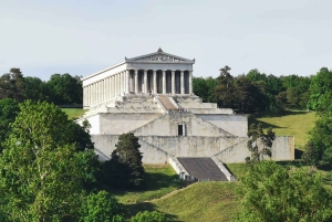Munich:REGENSBURG MEDIEVAL BEAUTY-PRIVATE GUIDED TOUR BY CAR