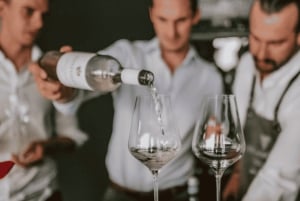 München: Romantisches Weinerlebnis neben dem Hofbräuhaus