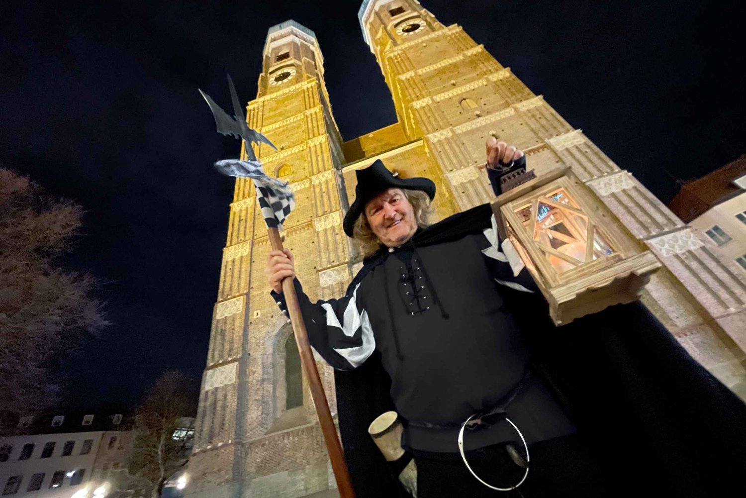 Munich: Thrilling Night Watchman Tour Through the Old Town