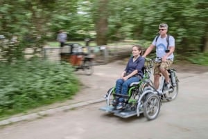 Munich: Wheelchair Rickshaw Tour through the English Garden