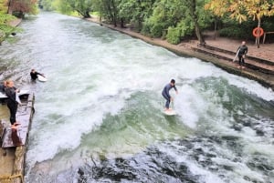 Munich: World Famous Spots in City Center Guided Tour